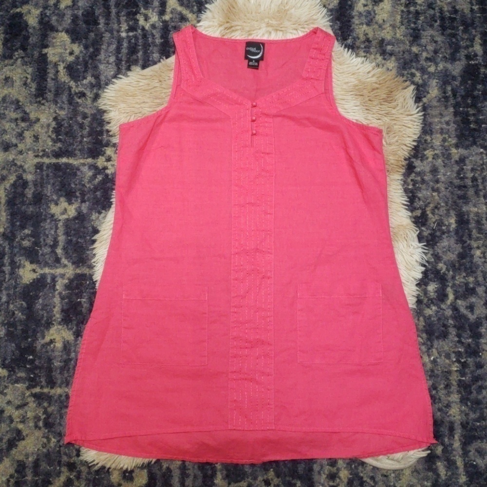 AUGUST MOON Sleeveless Top Size M